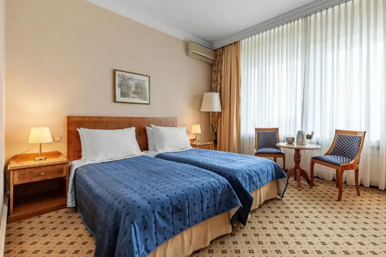 Natsionalny Hotel