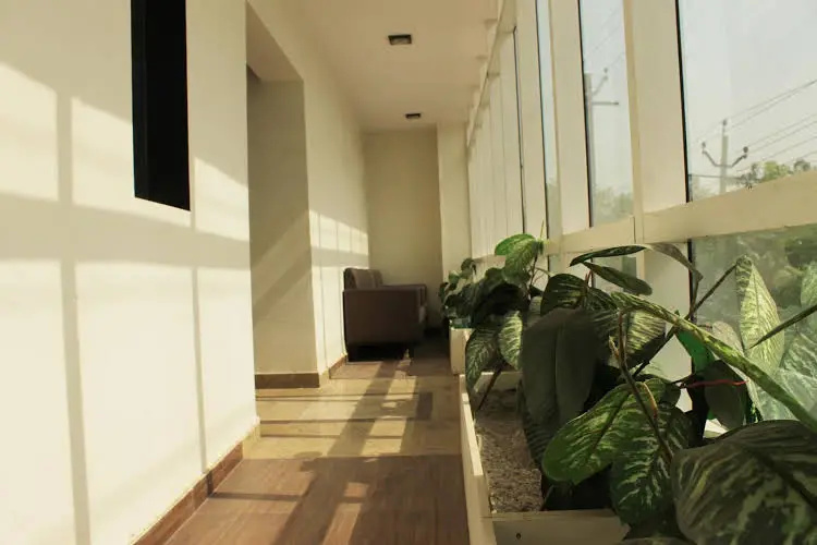 OYO 672 Hotel Diamond Inn