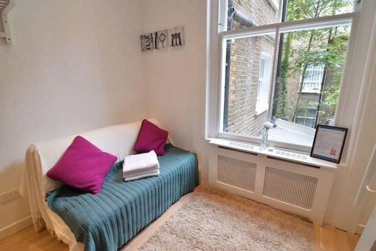 Deluxe Duplex Studio
