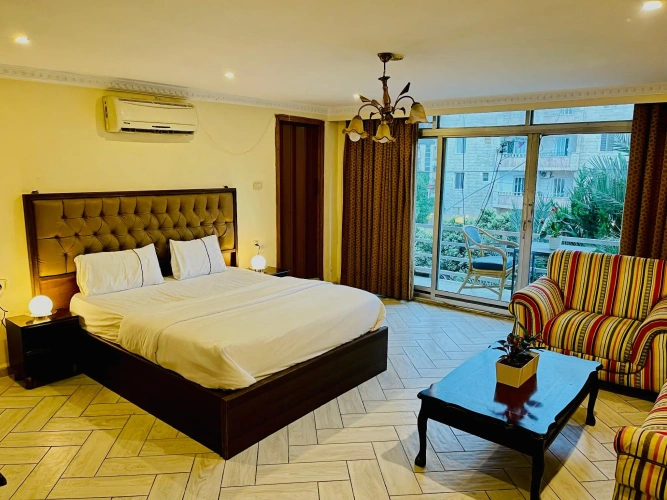 Economy room