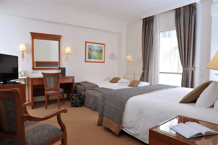 Superior Quadruple room