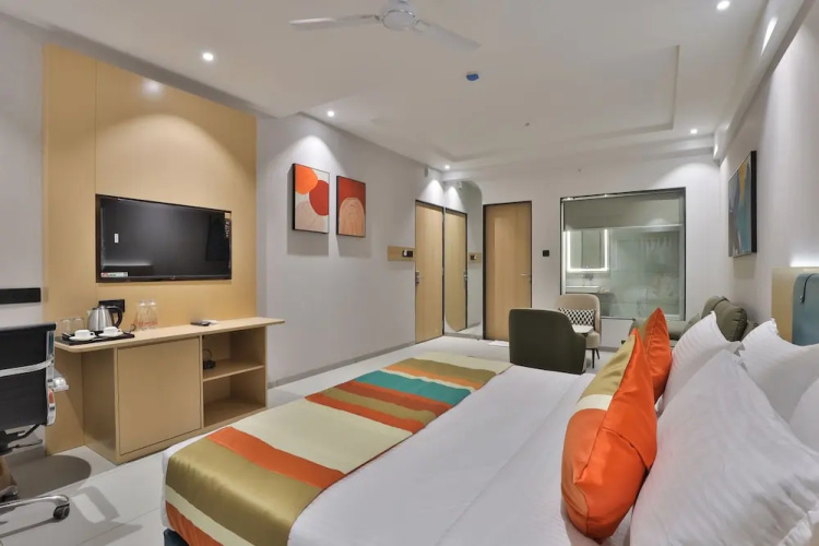Hotel Elements