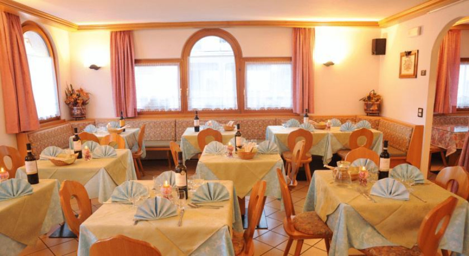 Alpen Hotel Rabbi