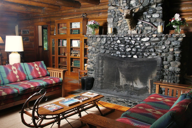 Weasku Inn