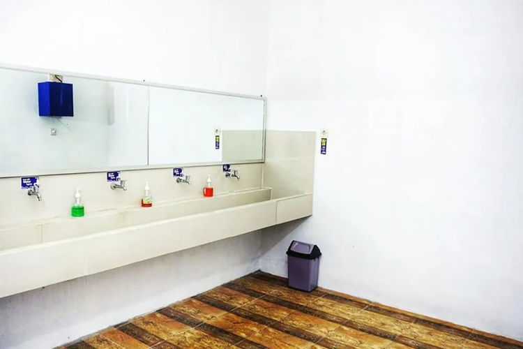 Nau Hostel