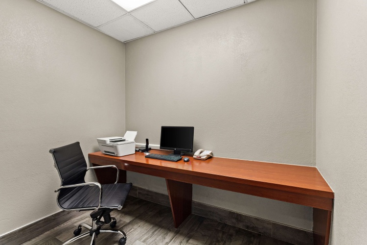 Best Western Galleria Inn & Suites photo 21
