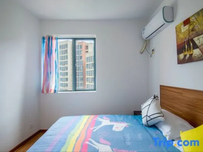 2 Bedrooms Family Apartment with sea view