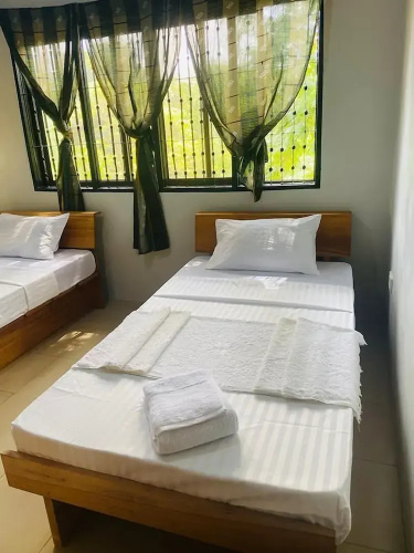 Mtoni  Home  Stay