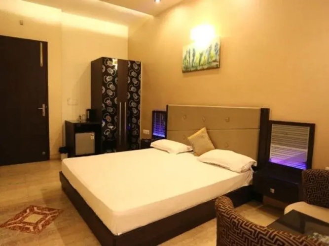 Hotel Bhawna Palace