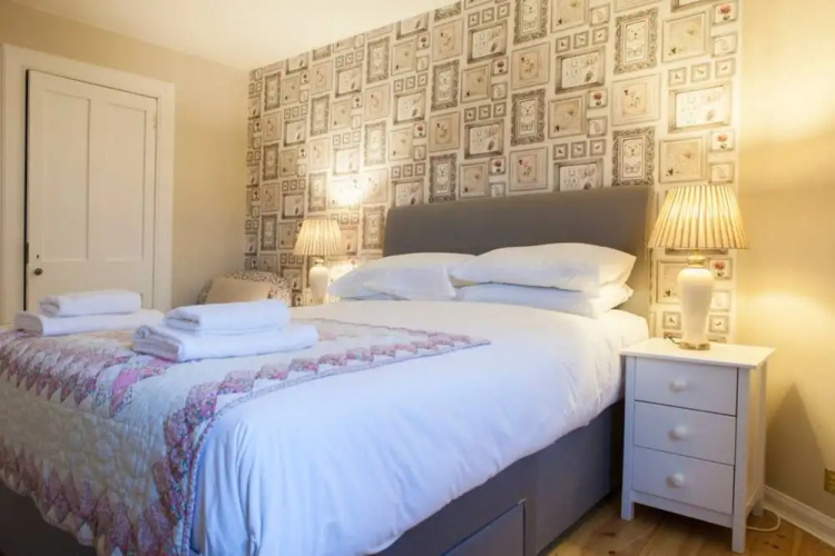 1 Bedroom Flat In Edinburgh
