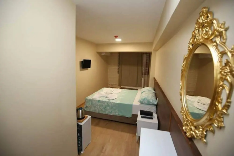 Yues Hotel