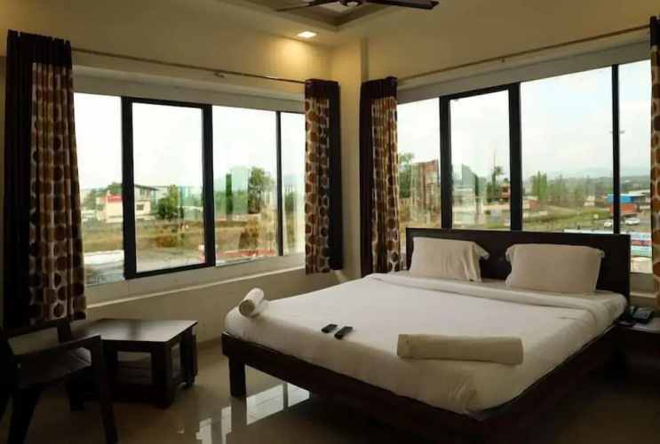 Hotel Krushna Express Inn