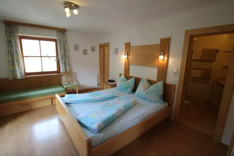 2 Bedrooms Single Apartment