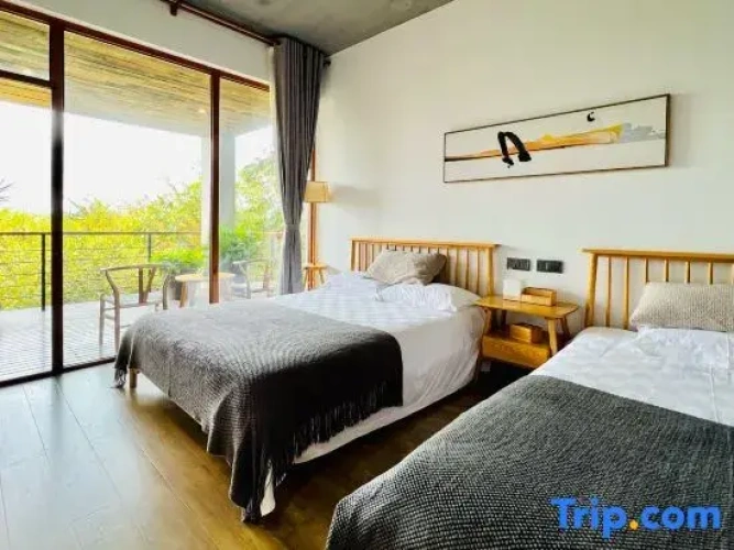 Standard Twin Family room