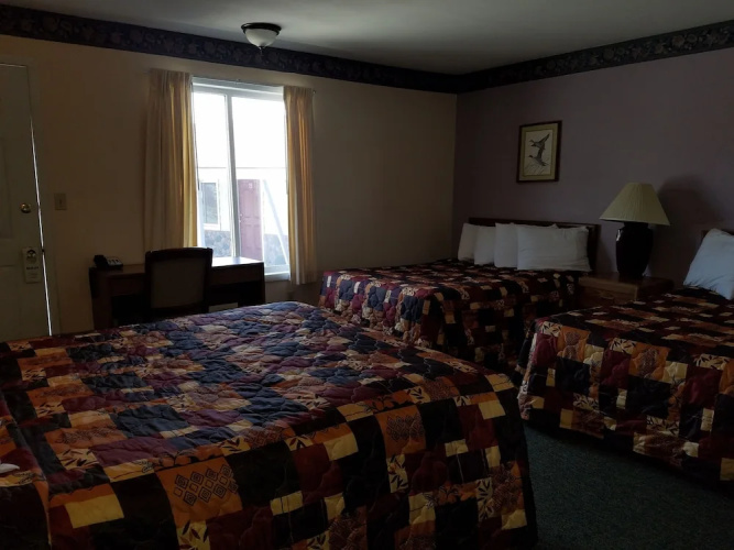 Clark's Beach Motel