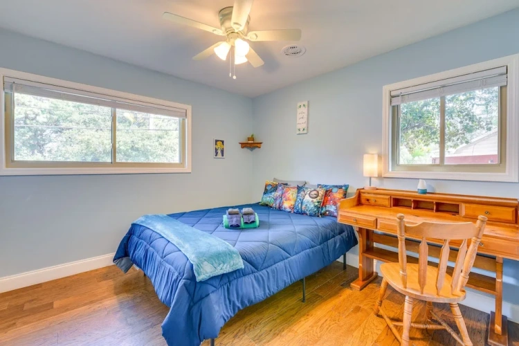 3 Bedrooms Cottage