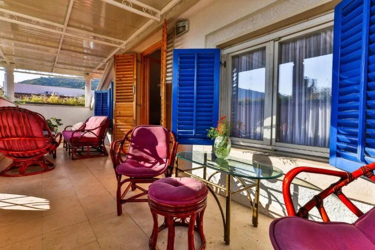 Apartment with view