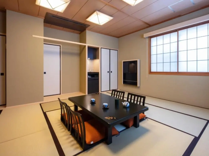 Superior Japanese Room