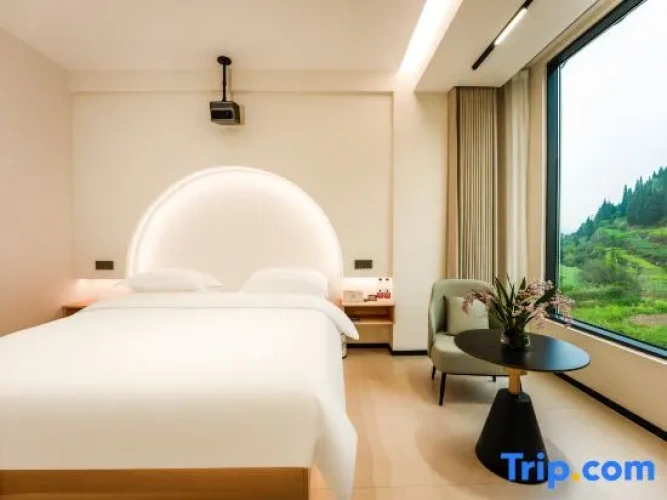 2 Bedrooms Suite