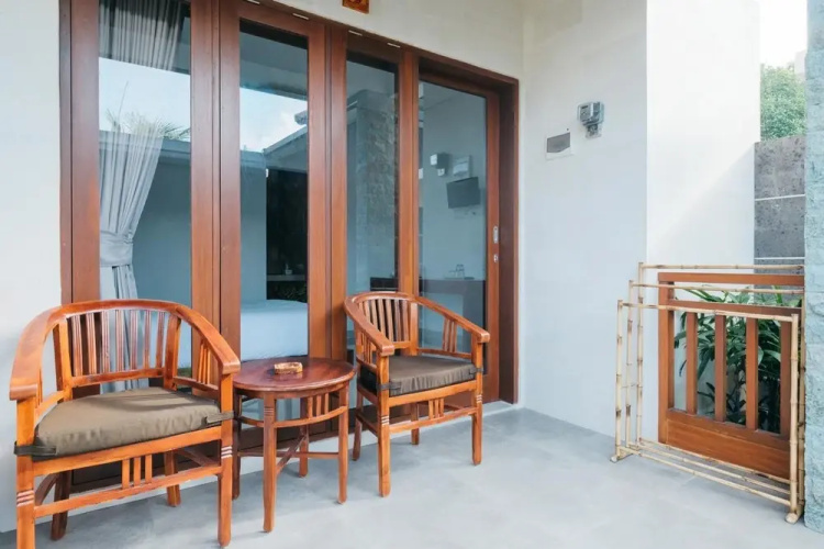 Nyuh Gading by The Lavana
