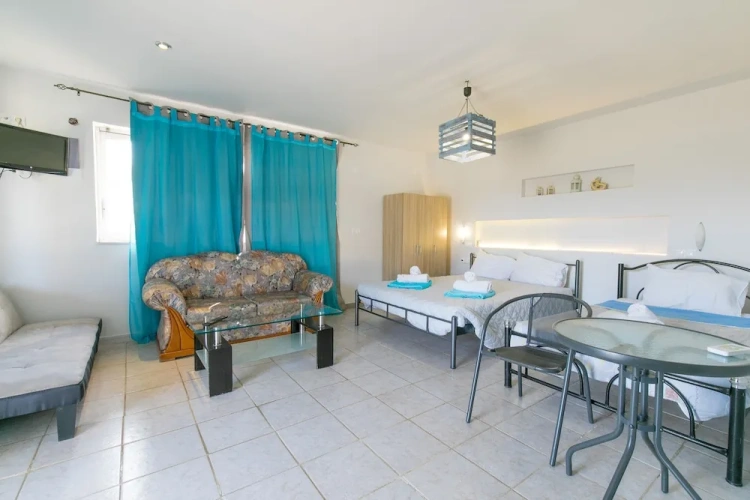 Superior Double room with balcony and with garden view