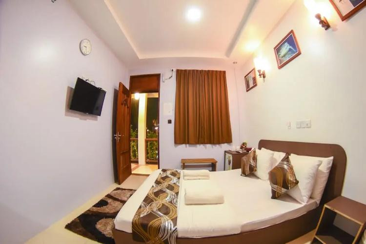 Casadana Thulusdhoo