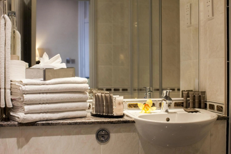 Strathmore Hotel photo 9