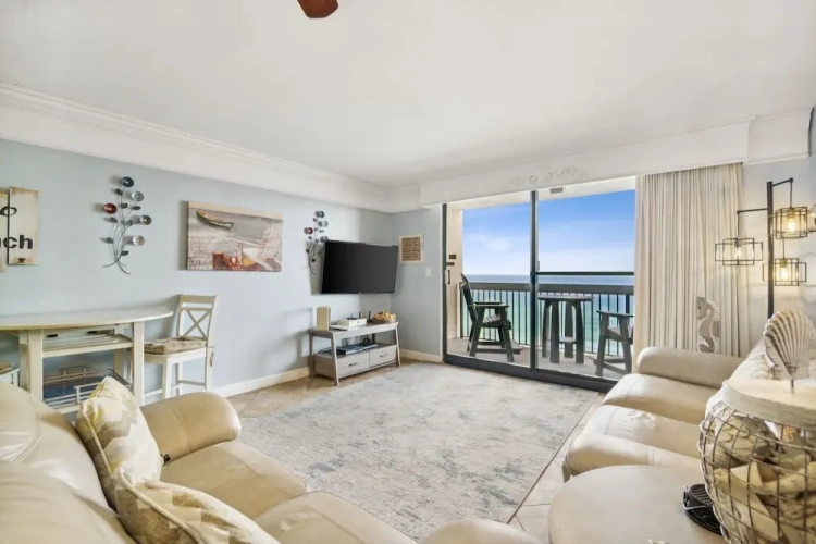 1 Bedroom Standard room with balcony and with ocean view