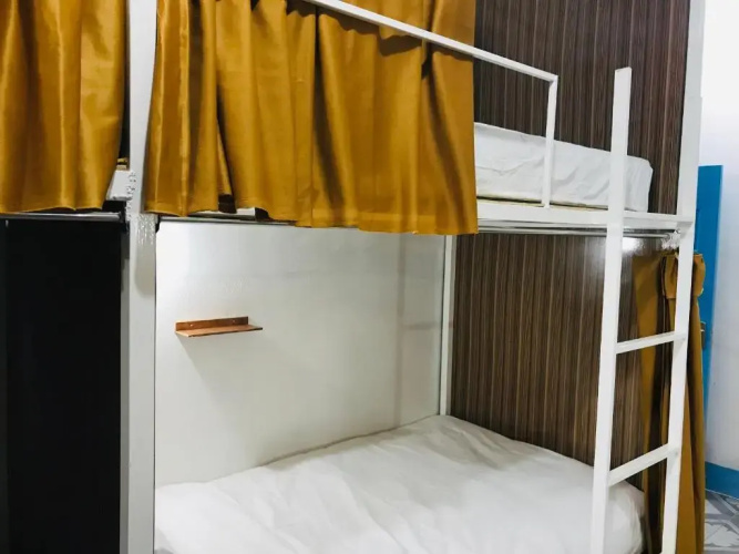 Naga Hostel & Café