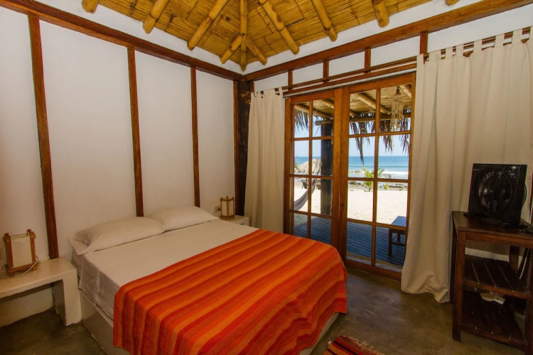 Hoja de Palma Bungalows