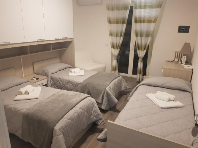2 Bedrooms Apartment