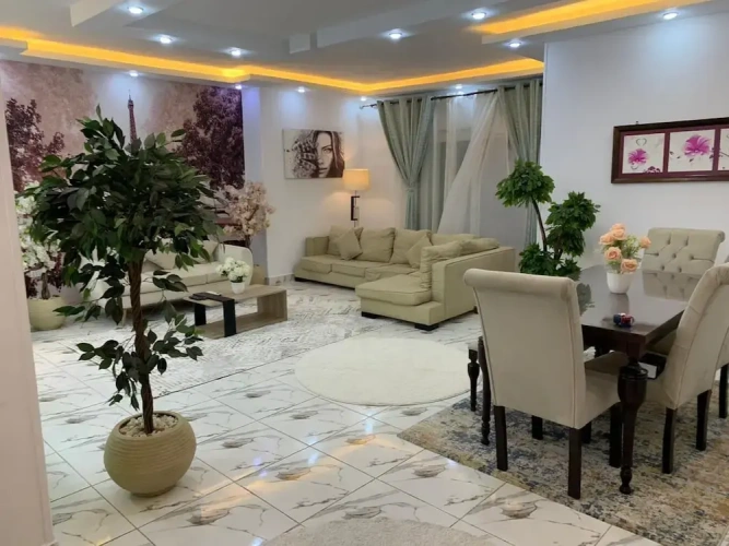 Grand Apartment