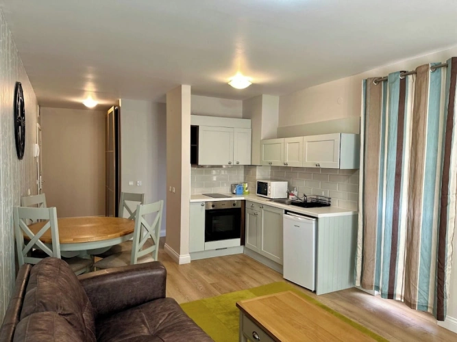 1 Bedroom Deluxe Apartment