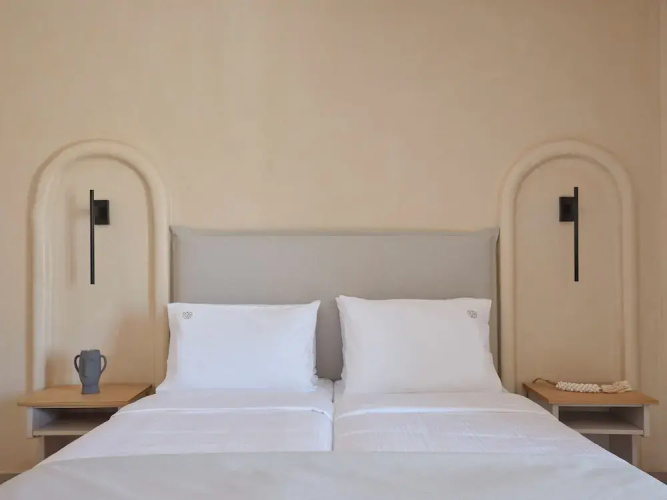 Salt Suites Paros
