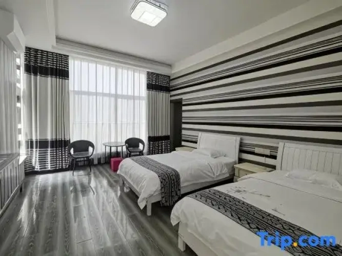 Standard Twin room with sea view