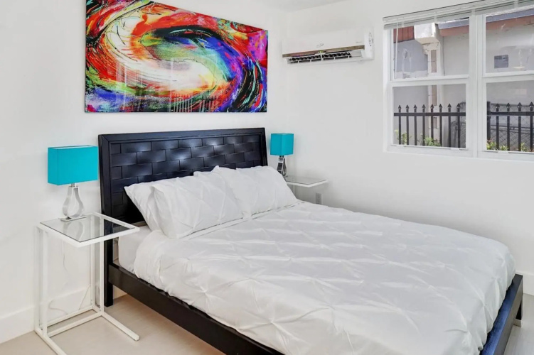 Colorful Studio in Wynwood by Sonder