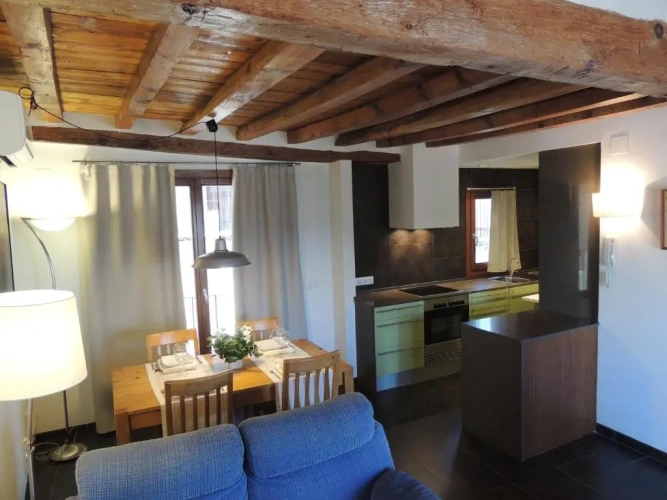 3 Bedrooms Cottage