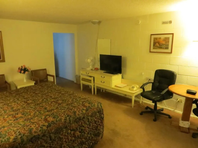 Holiday Lodge