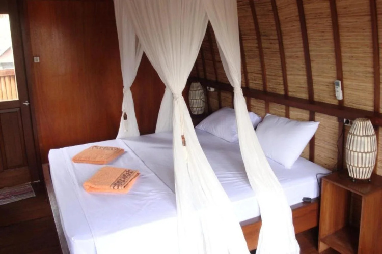 Mango Dive & Bungalow