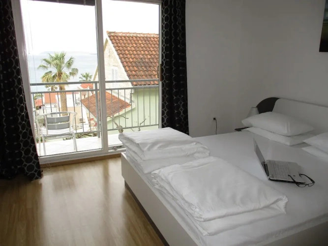 Standard Double room with balcony and with sea view