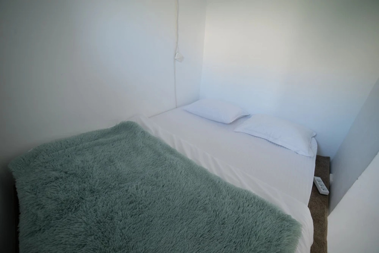 Mathe Apartments 4