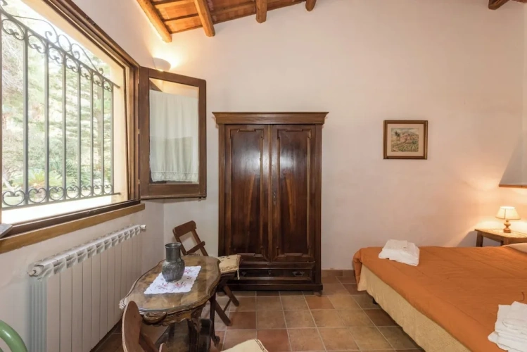 Family Apartment with courtyard view