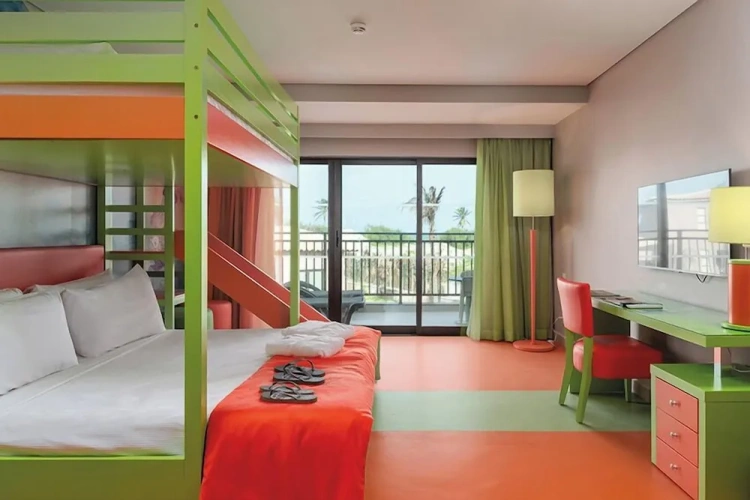 Family Apartment with balcony