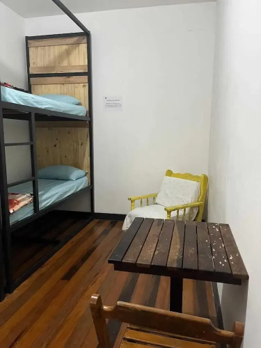 Colinna Hostel
