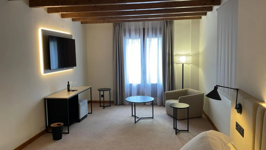 4Us Rioja Wine Hotel photo 7