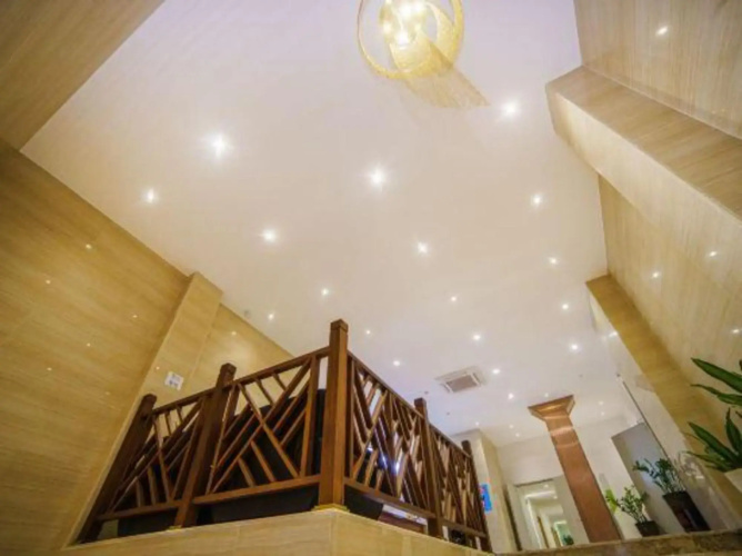 Junchao Light Luxury Hotel