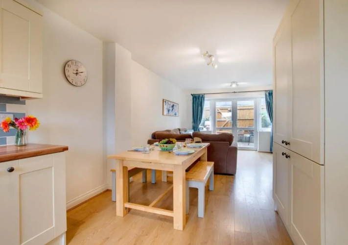 Hillview Cottage
