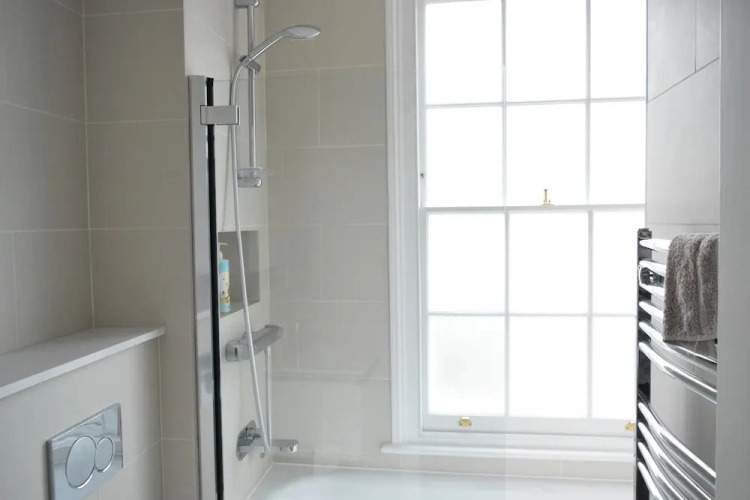 4 Bedroom House in Hackney