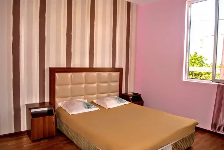 Hotel Amigo I