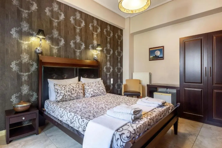 Toti Boutique Rooms